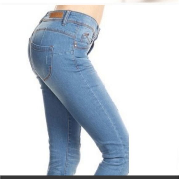 Blue Age Better Butt Jeans - Picture 4 of 11